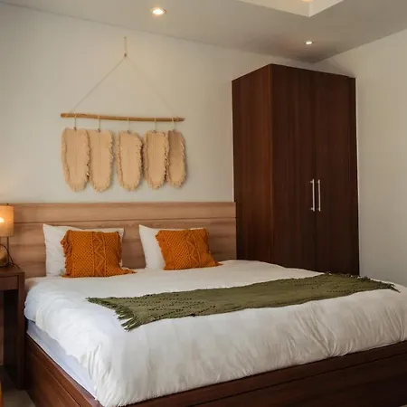 Cosy And Cheerful 2 Bedroom Villa 5Mins To Finns Canggu  Exterior photo