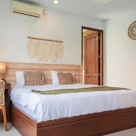 Cosy And Cheerful 2 Bedroom Villa 5Mins To Finns Canggu  Exterior photo